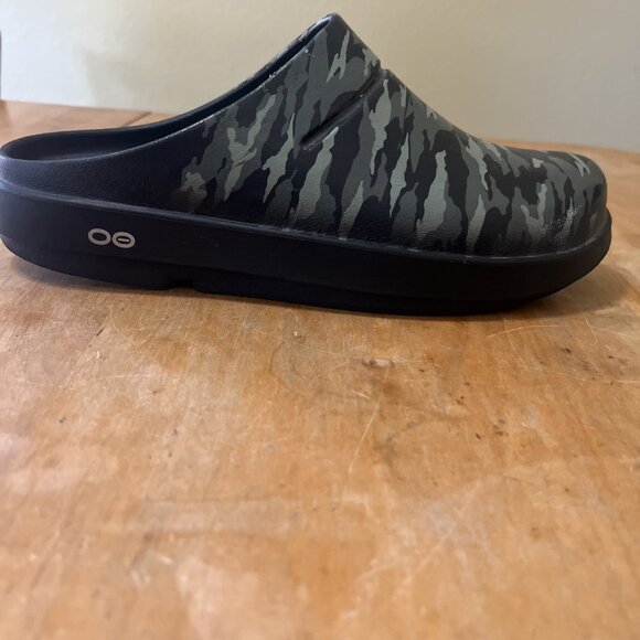 OOFOS OOCLOOG Limited Edition Blk Camo Clog Womens 10 Mens 8 EU 41 CHJ-407 - Picture 1 of 9